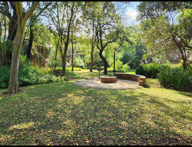 4 BEDROOM HOUSE FOR SALE IN LAKELAND ESTATE